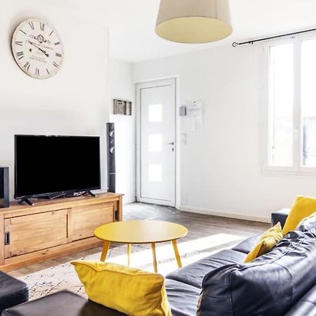 Maison Familiale En Pierre A 10 Min De Bordeaux Bassens  外观 照片